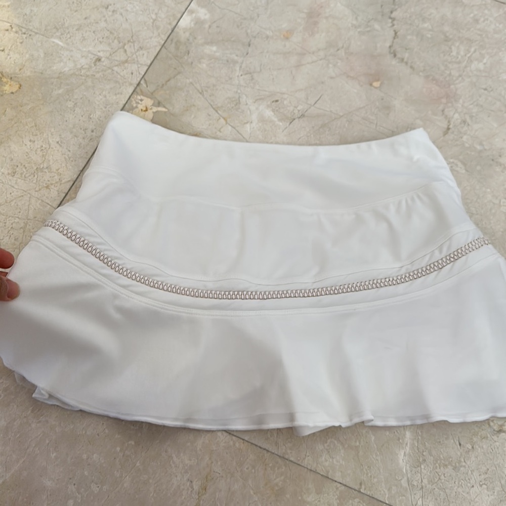 Nike women tennis- golf skort - Picture 3 of 7